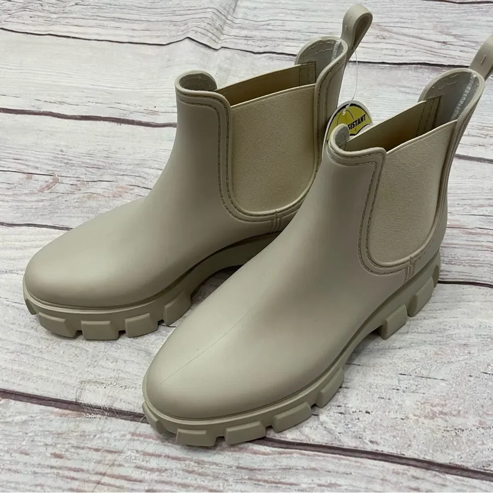 Jeffrey Campbell Chelsea Rain Boots Lug Sole Ivory NEW Size 10
